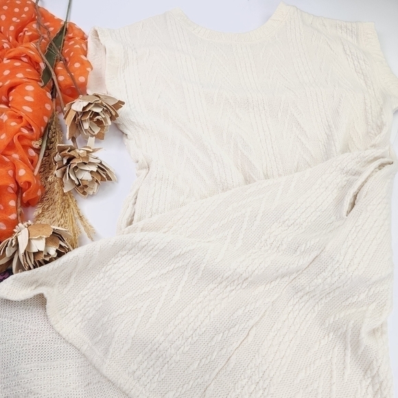 Mod Boutique Cream Sweater Dress Sz M - Picture 10 of 11